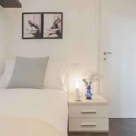 Chiara's By Rent