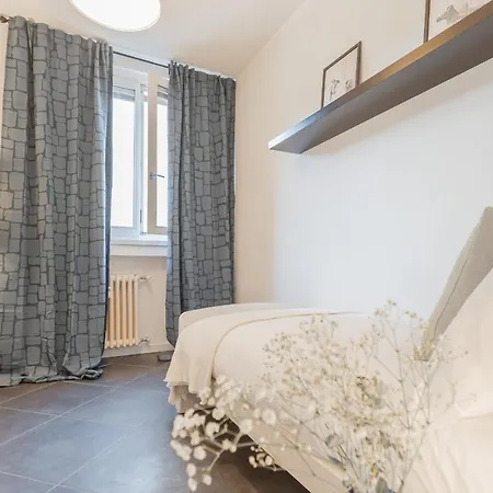 Chiara's By Rent