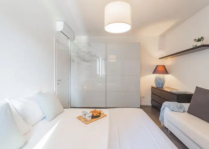 Chiara's By Rent *
