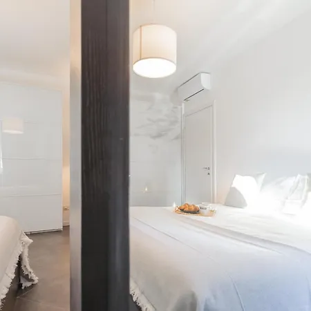 Chiara's By Rent *