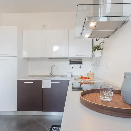 Chiara's By Rent Appartement Côme